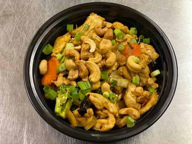 CR5. Cashew Nut Entrée.