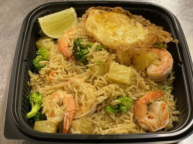 FR3. Pineapple Fried Rice.
